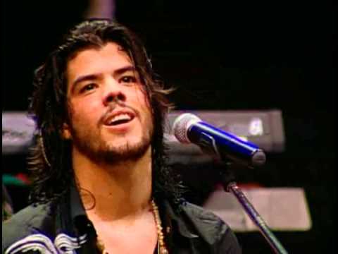 CAPIM CUBANO - VIVIR SIN AIRE - DVD CHEVROLET HALL