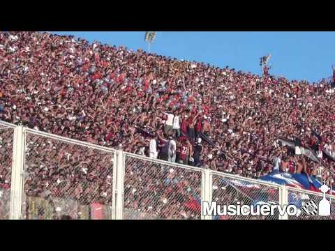"San Lorenzo 3-1 Huracán Vienen en Fiat 600 y en ciclomotor..." Barra: La Gloriosa Butteler &bull; Club: San Lorenzo