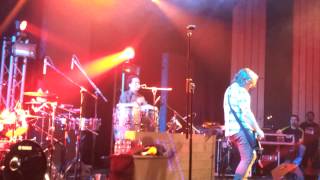 Balada de Chusy. Los Amigos Invisibles. 18/12/12.