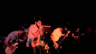 Guttershark - New Song 2 (Live)