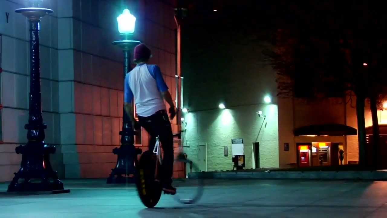 Macaframa - OFFICIAL TRAILER - FIXED GEAR