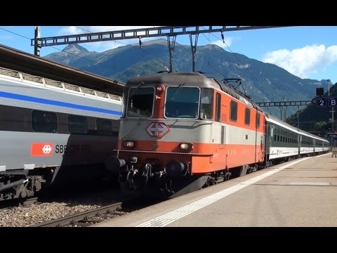 Swiss-Express Re 4/4 11108 mit InterRegio Zürich - Chiasso
