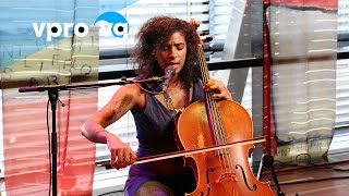 Leyla McCalla - A day for the Hunter, a day for the prey (live @Bimhuis Amsterdam)