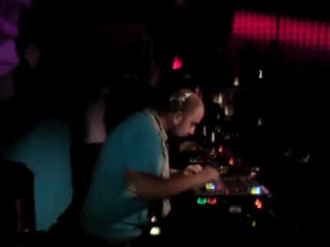 RONI IRON LIVE AT LETOM x motel.MP4