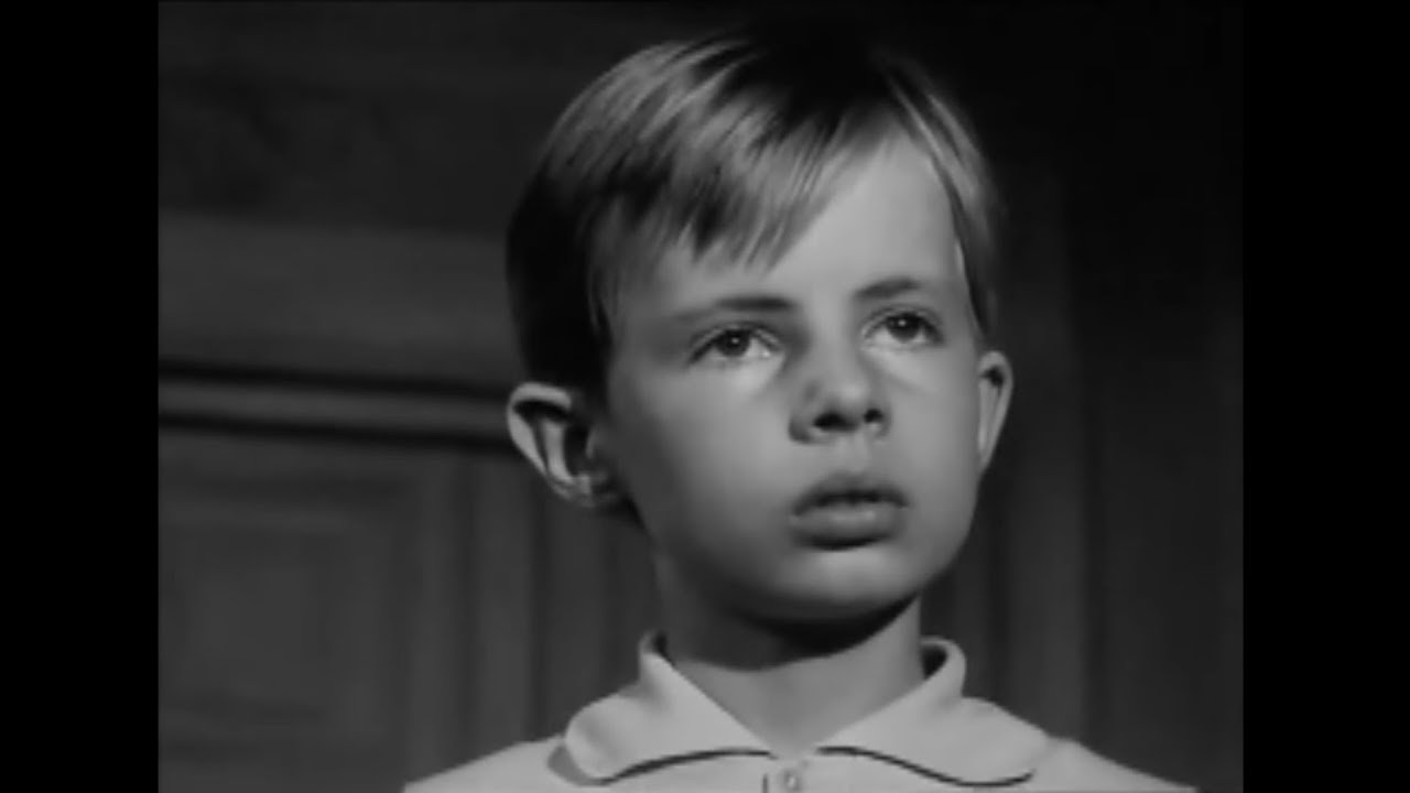 Um menino Inocente - fotos