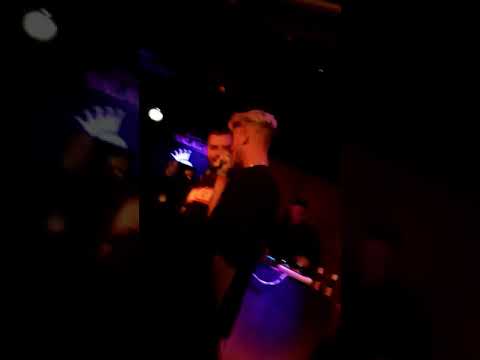 Locus y M. Ferrero balas en concierto Madrid