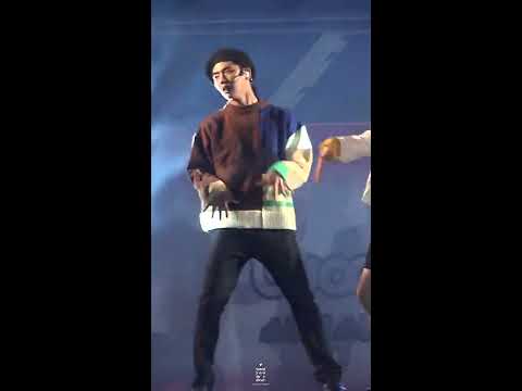 181103 FANTASIA SUPER CONCERT 청개구리 홍석 직캠 PENTAGON HONG SEOK FANCAM