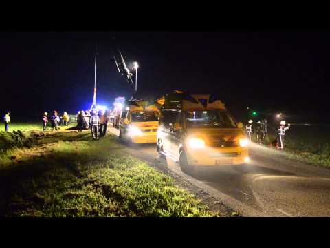 Auto te water nabij Poppenwier