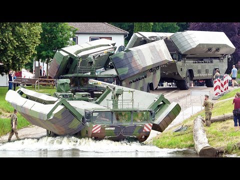 Amphibie M3 fährt in die Weser | Fährbetrieb der Bundeswehr