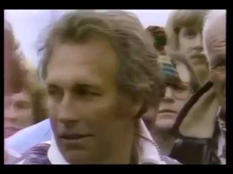 Evel Knievel jumps 14 Greyhound buses. BADASS!