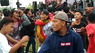 Download lagu Bravesboy:putuskan pacarmu mp3