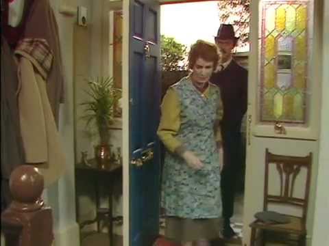 A Bit of Fry and Laurie: Series 1, Episode 4 (Full)