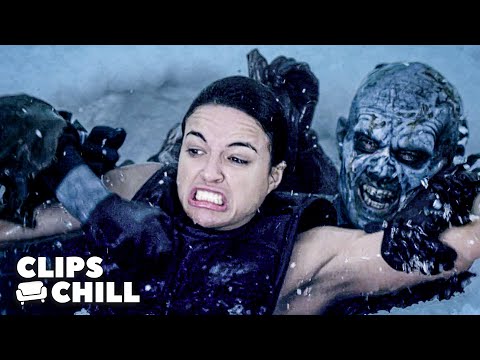 Silent Depths Filled With Zombie Terror | Resident Evil: Retribution (Milla Jovovich)