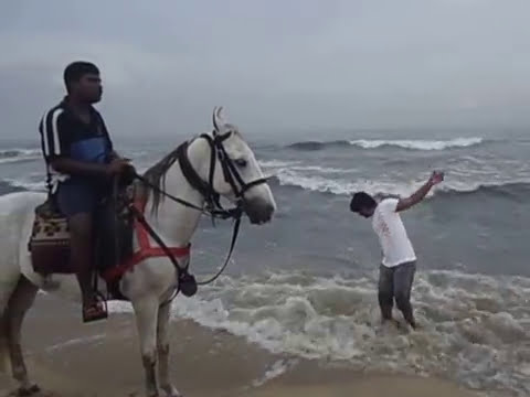 Chennai Marina Beach | Chennai, India |  MovingMufid