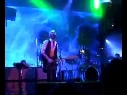 'Going on 16' by Silverchair. New Silverchair song. @ Groovin the Moo, Maitland 2010