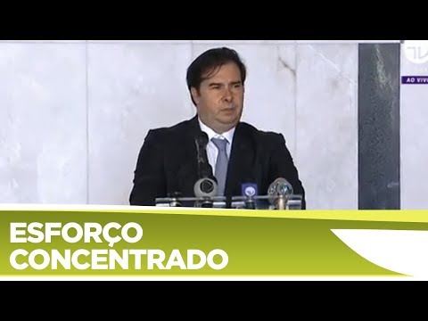 Coletiva com o presidente da Câmara Rodrigo Maia