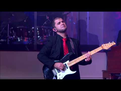 Adam McPhail Performs with Kirk Whalum