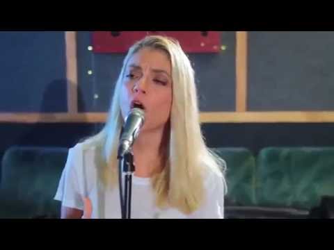 Video thumbnail for Ze Lo Ma She’hevtichu Li - זה לא מה שהבטיחו לי