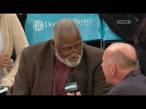 Willis Reed Shares a Special Message With Walt "Clyde" Frazier! | New York Knicks