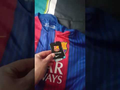 Barcelona Home Jersey Kit 2016-2017 Review