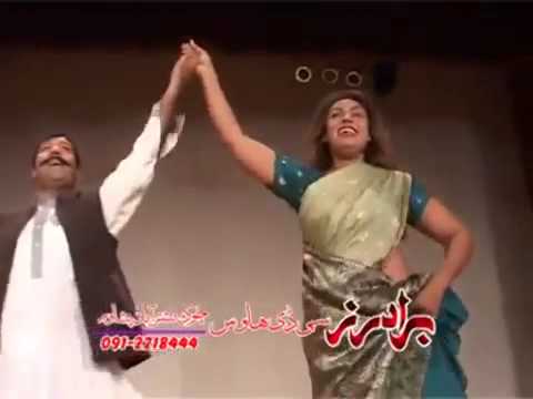 Munga Malangan   Sumbal & Kiran & Shahid Khan On Stage   Pashto Song