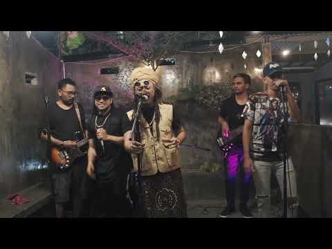 Jawara feat. YomahRaggaPoli & Conrad Good Vibration.  Ras Muhamad & the Eazy Skankin'