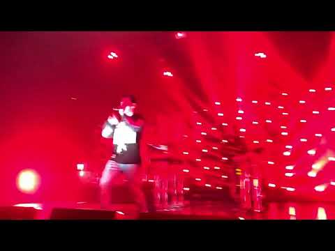 Mike Shinoda - Papercut (short version, live) | 02.03.2019 | Columbia Halle, Berlin