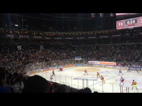 Sparta Třinec 12:3 mexická vlna + 12. gól