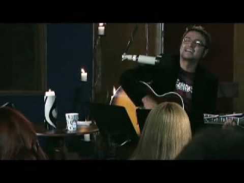 SteevenAraujo’s Video 115926941871 rbPQ390GUVM