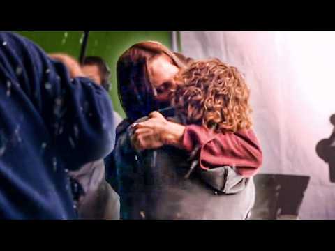 When Viggo Mortensen kissed Billy Boyd to save a scene! (hilarious)