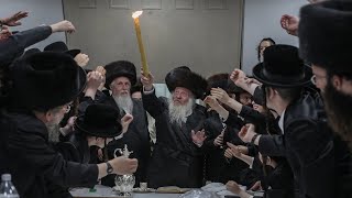 תיעוד נדיר: האדמו"ר מהרי"ד מלעלוב זצ"ל בעת רצון במירון |  Rare Footage of the Rebbe of Lelov