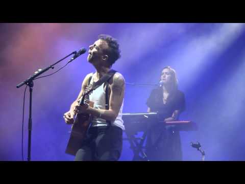 Reckoning song - Asaf Avidan (live Armada de Rouen - 8 juin 2013)