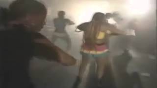 Glory Glow - La Gata Suelta (Video) [Clásico Reggaetonero]