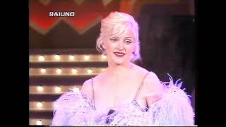 Madonna &amp; Babyface- Take a Bow (Sanremo 1995) [HD] #madonna #takeabow #babyface 