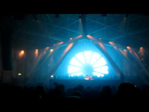 Dirty Dutch 2010 - Chuckie b2b with Don Diablo