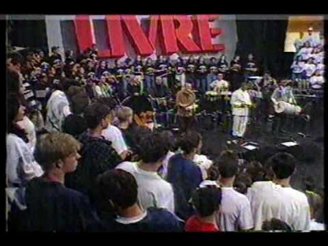 Ainda resta uma Bagagem |  Katinguele no Programa Livre do SBT