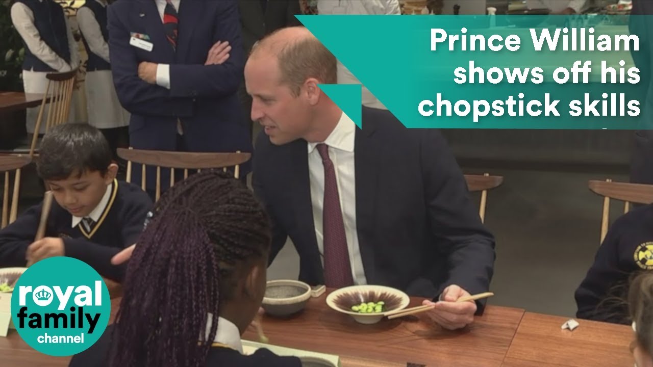 Prince William shows off his chopstick skills at Japan cultural centre thumnail
