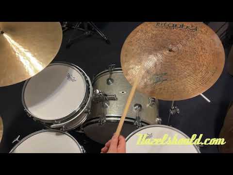 Istanbul Agop Signature Flat Ride Sizzle 18” 1412 grams