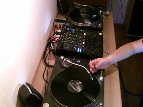 Bazzer - 40Min Drum 'n' Bass Mix