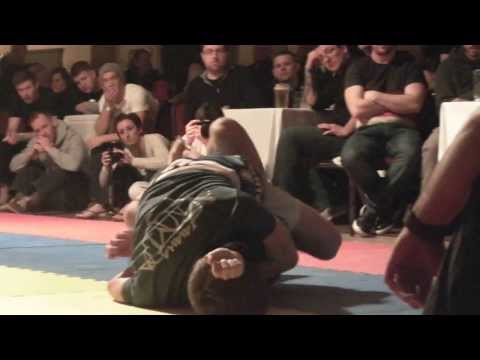 SubF15teen IV; Fight 6 - Mark Lindars(GOWMMA) v David Pollock(RGC) 62kg No GI