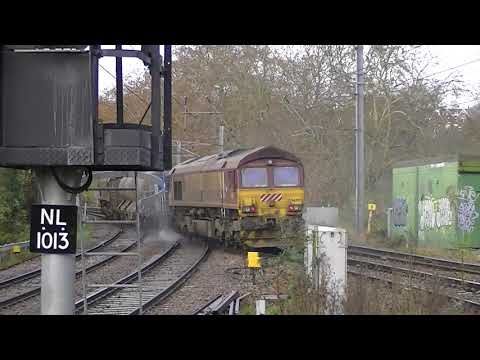(HD) Euro Cargo Rail & DB Schenker 66's & a 67 work RHTT's - 26/11/11