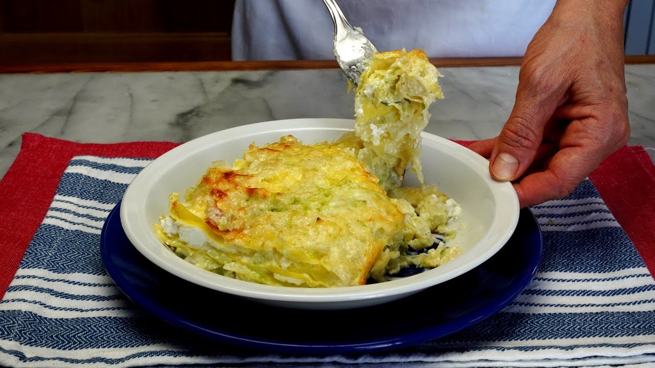Watch Now Lasagna Con La Verza Idea Originale e Saporita - Lasagna With Cabbage original idea super tasty! Lasagna Con La Verza Idea Originale e Saporita - Lasagna With Cabbage original idea super tasty!