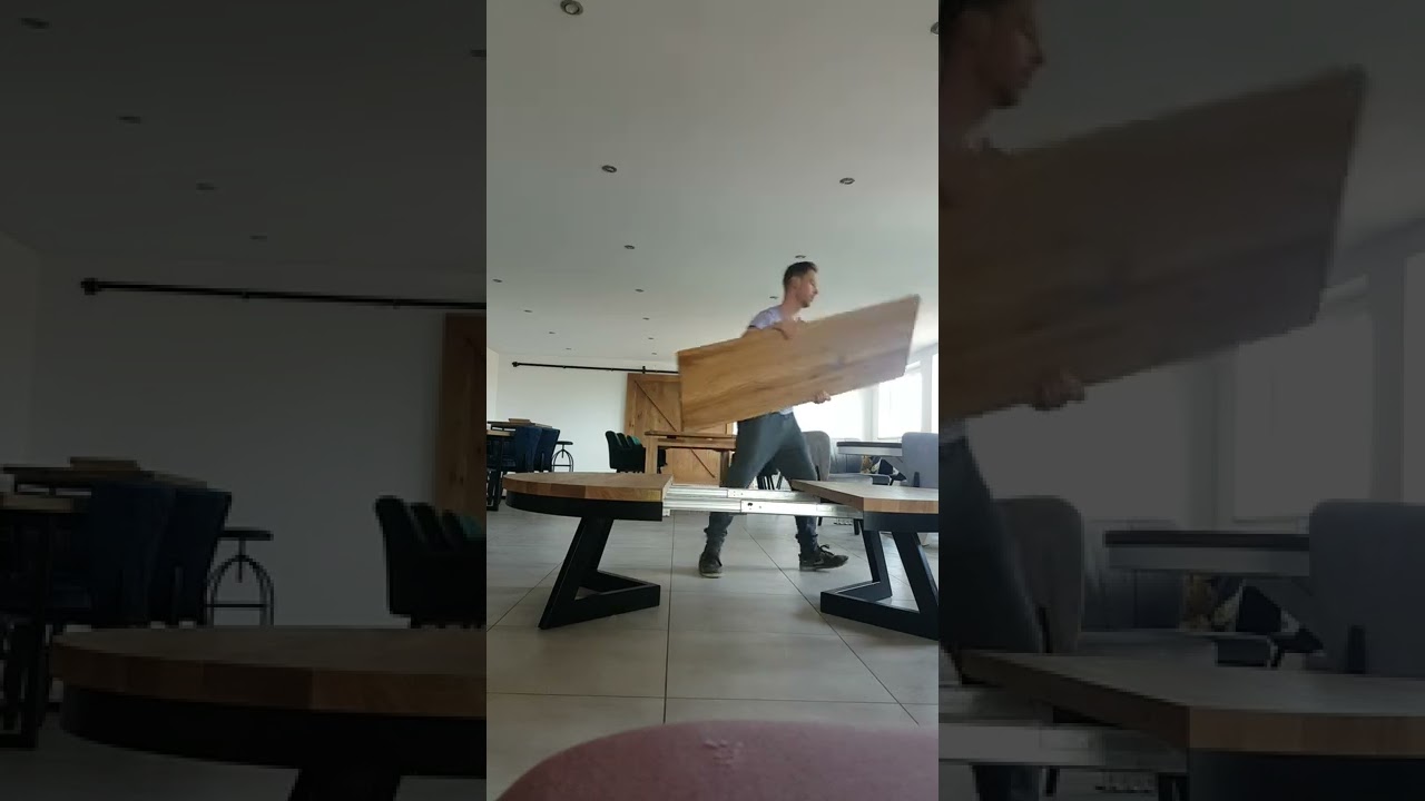 Rozkladany okragly stolik kawowy Vouwiel - loftowy styl