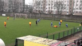 preview picture of video 'Football - AS SAINT PRIEST / FCVB - Samedi 14 Mars 2015'
