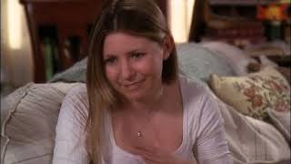 Beverley Mitchell Cleavage