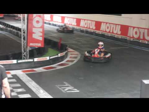 Torino via Reiss Romoli indoor go-kart...partenza via!