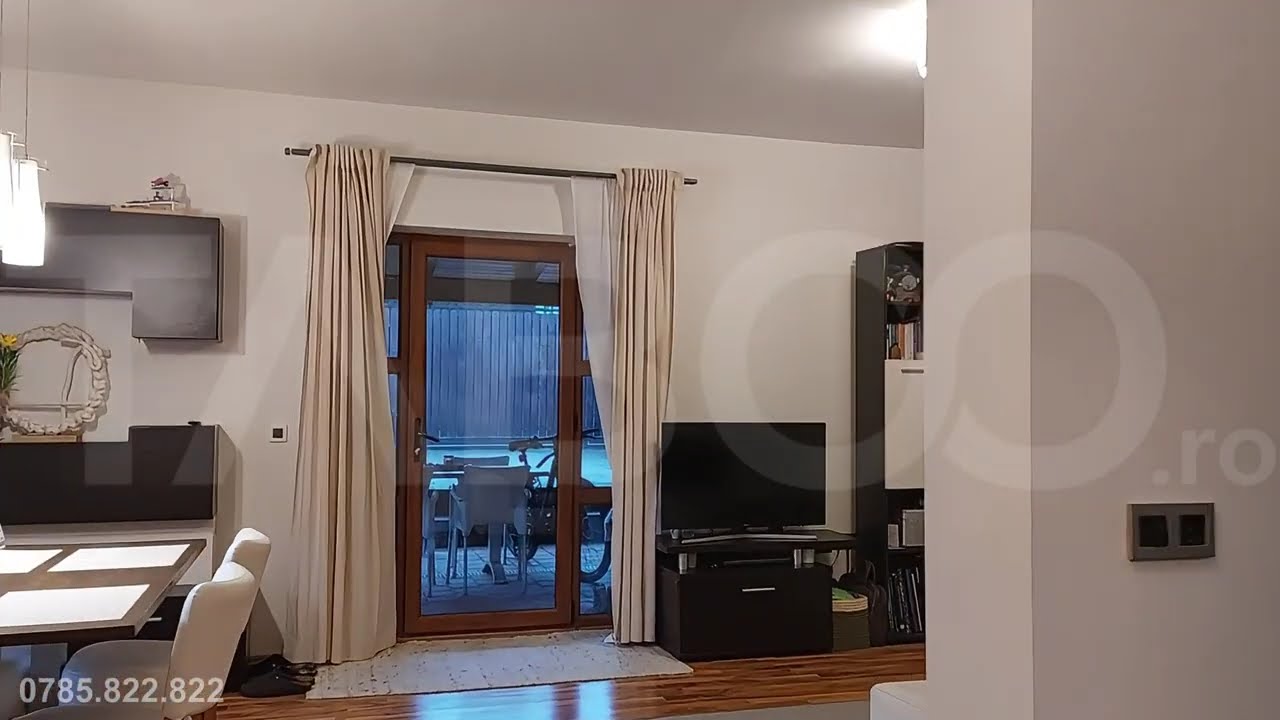 Duplex de vanzare P+M 100 mpu 4 camere curte libera 110 mp Cisnadie - Video