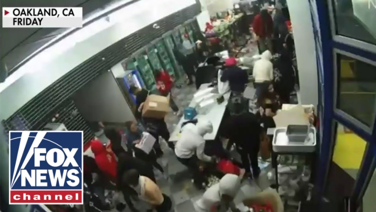 'SHOULDNT BE HAPPENING': Oakland gas station victim of 'scary' flash mob robbery