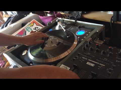 Skratch Society Scratch Dj Battle 2017 - (DJ Xcaliba - Round 1)