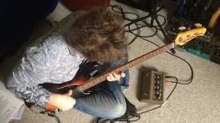 Video thumbnail for Lars Lehmann & vintage Roland AP-7 Jet Phaser bass pedal by Lars Lehmann - Bassplayer